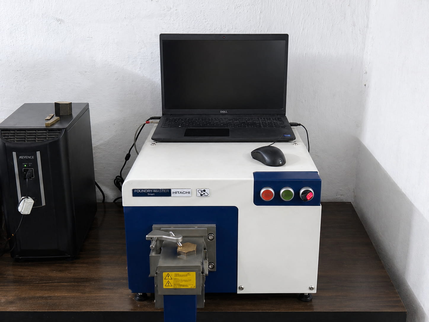 Hitachi Spectrometer